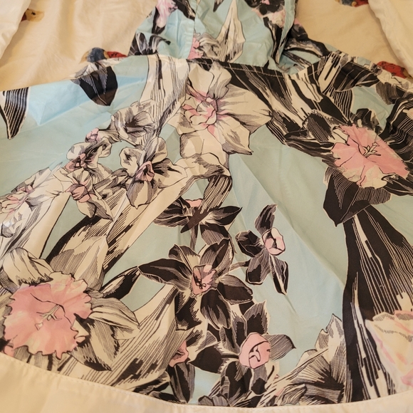 Nike wind breaker jacket - Picture 8 of 8